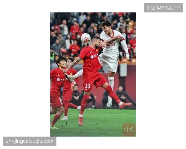 成都蓉城前三轮轰9球领跑进攻榜 场均3球火力冠绝中超 成都蓉城前三轮轰9球领跑进攻榜 场均3球火力冠绝中超